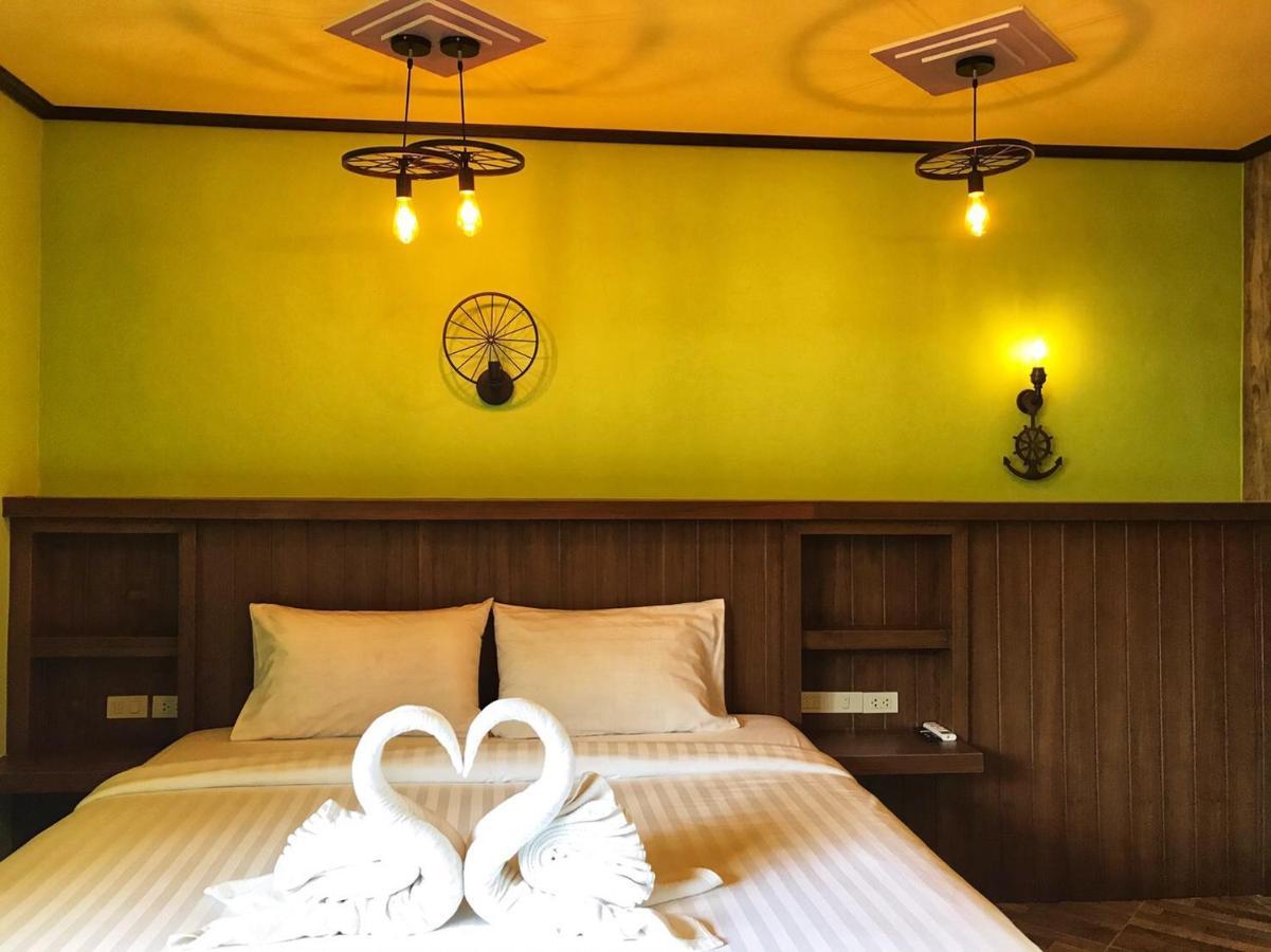 Mangrove House Lanta Old Town Hotel Ko Lanta Eksteriør billede