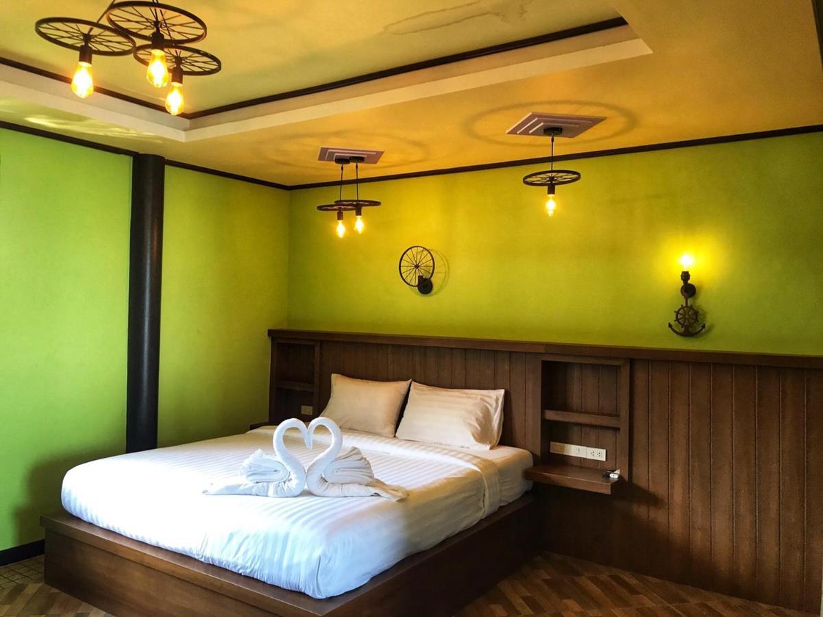 Mangrove House Lanta Old Town Hotel Ko Lanta Eksteriør billede