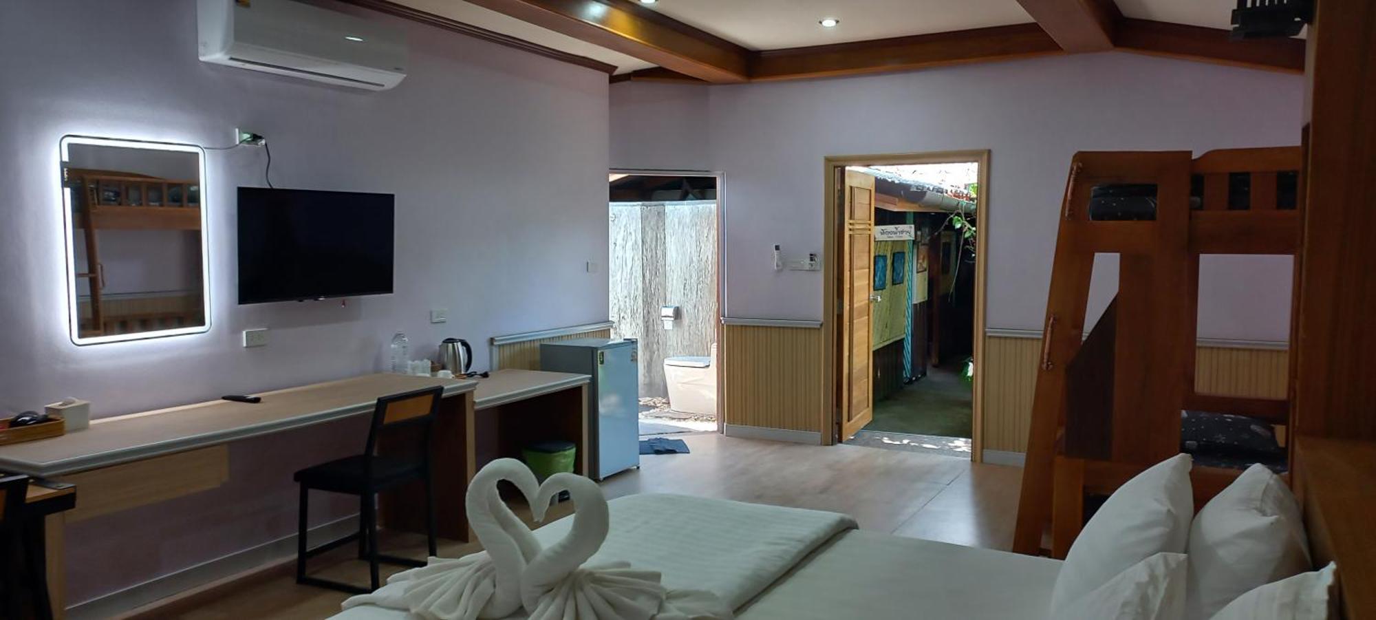 Mangrove House Lanta Old Town Hotel Ko Lanta Eksteriør billede